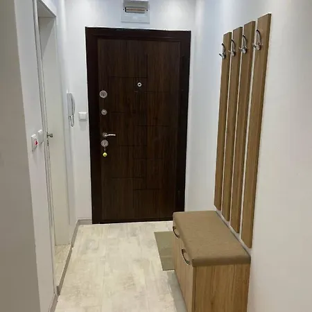 New Lazur Lux Near Beach With Free Parking *